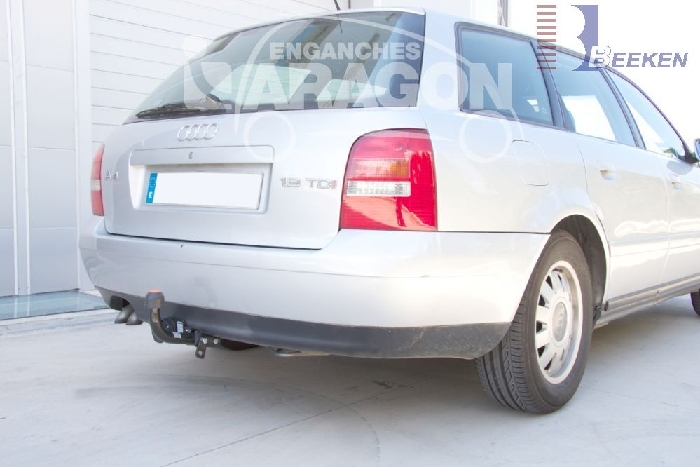 Anhängerkupplung für Audi-A4 Avant Quattro, Baureihe 1996-2001 starr