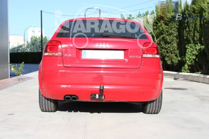 Anhängerkupplung für Audi-A3 3-Türer, nicht Quattro + S3, Baureihe 2008-2011 V-abnehmbar 45 Grad  Anhängerkupplung für Audi-A3 3-Türer, nicht Quattro + S3, Baureihe 2008-2011 V-abnehmbar 45 Grad