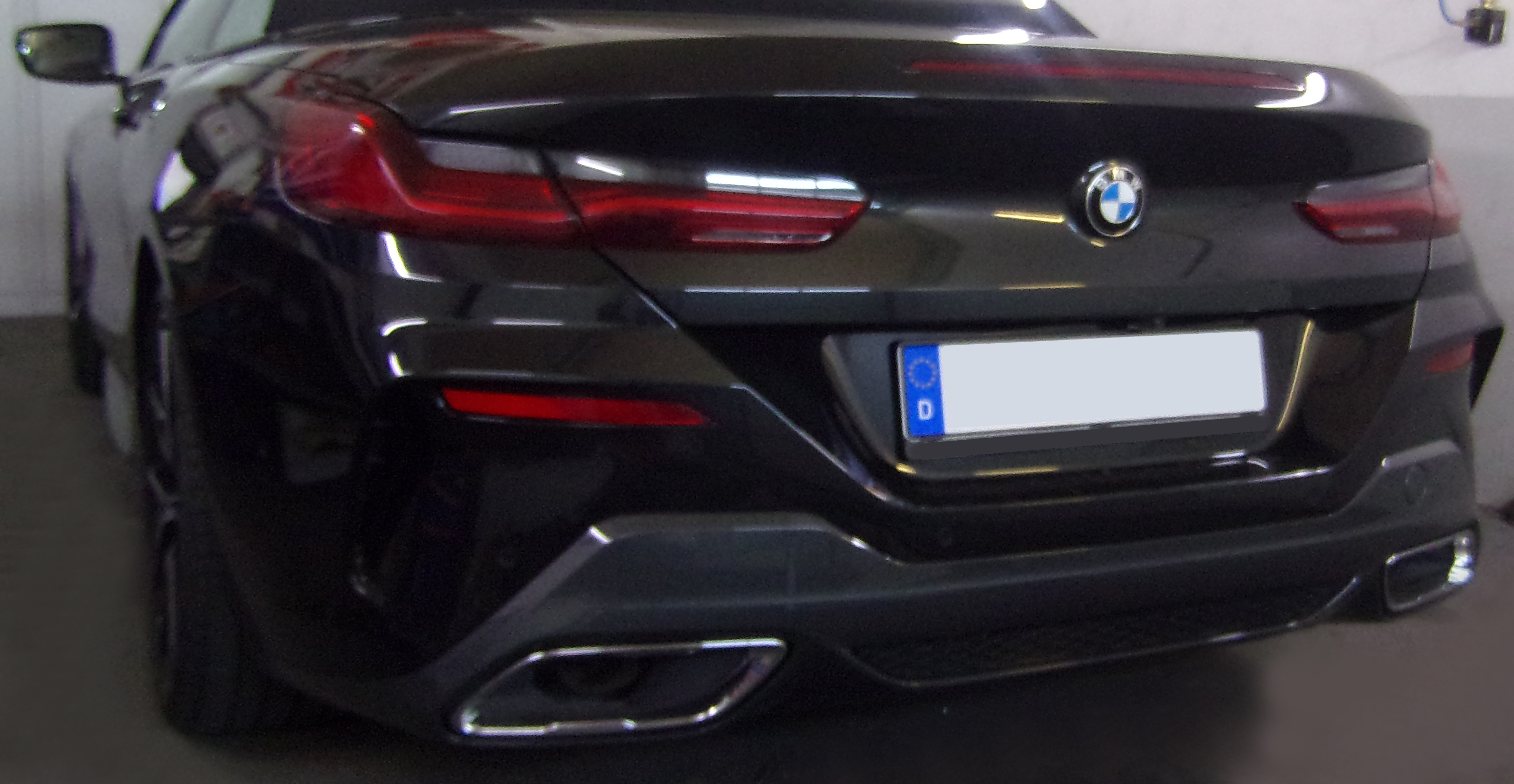 Anhängerkupplung für BMW-8er G14 Cabrio, nur für Heckträgerbetrieb, Baureihe 2019- V-abnehmbar  Anhängerkupplung für BMW-8er G14 Cabrio, nur für Heckträgerbetrieb, Baureihe 2019- V-abnehmbar