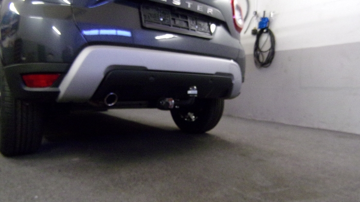 Anhängerkupplung für Dacia-Duster SUV 2WD und 4WD, Baureihe 2018-2024 starr