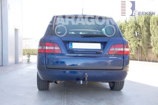 Anhängerkupplung für Fiat-Stilo Kombi, Baureihe 2003- starr  Anhängerkupplung für Fiat-Stilo Kombi, Baureihe 2003- starr