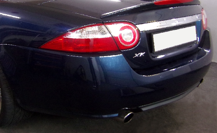 Anhängerkupplung für Jaguar-XKR X 150, nur für Heckträgerbetrieb, Montage nur bei uns im Haus, Baureihe 2005- V-abnehmbar  Anhängerkupplung für Jaguar-XKR X 150, nur für Heckträgerbetrieb, Montage nur bei uns im Haus, Baureihe 2005- V-abnehmbar