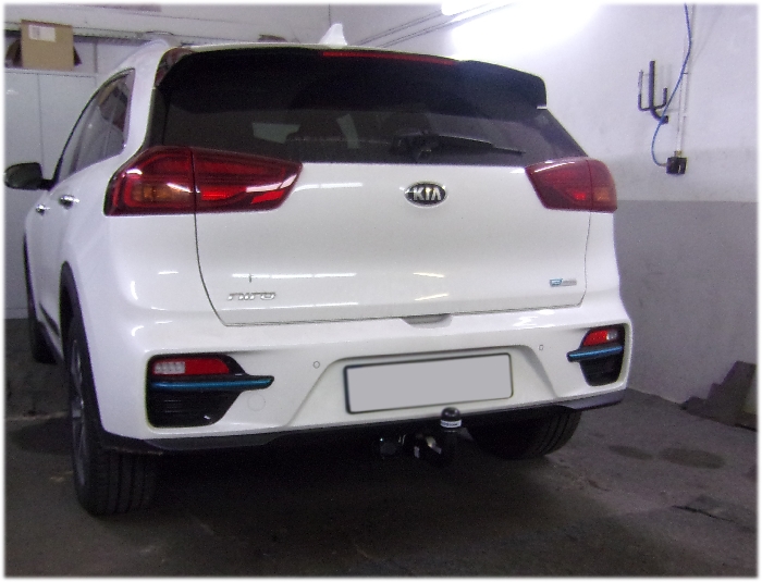 Anhängerkupplung für Kia-E-Niro mit werksseitiger Anhängelastfreigabe, Baureihe 2019-2022 V-abnehmbar Anhängerkupplung für Kia-E-Niro mit werksseitiger Anhängelastfreigabe, Baureihe 2019-2022 V-abnehmbar