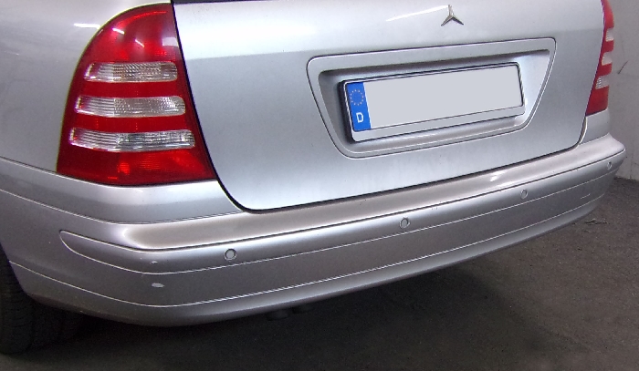 Anhängerkupplung für Mercedes-C-Klasse Kombi W203, Baureihe 2001-2005 starr  Anhängerkupplung für Mercedes-C-Klasse Kombi W203, Baureihe 2001-2005 starr