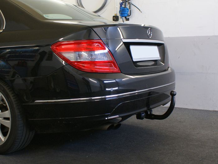 Anhängerkupplung für Mercedes-C-Klasse Lim. W204, Baureihe 2011-2014 V-abnehmbar  Anhängerkupplung für Mercedes-C-Klasse Lim. W204, Baureihe 2011-2014 V-abnehmbar