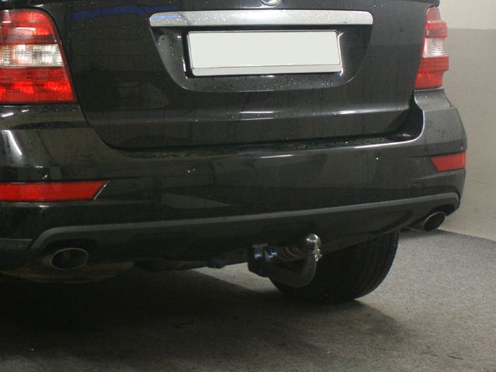 Anhängerkupplung für Mercedes-M-Klasse W164, Baureihe 2010- V-abnehmbar  Anhängerkupplung für Mercedes-M-Klasse W164, Baureihe 2010- V-abnehmbar