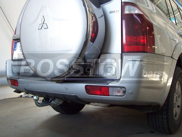 Anhängerkupplung für Mitsubishi-Pajero V60 (kurzer Radstand), Baureihe 2000-2002 starr  Anhängerkupplung für Mitsubishi-Pajero V60 (kurzer Radstand), Baureihe 2000-2002 starr