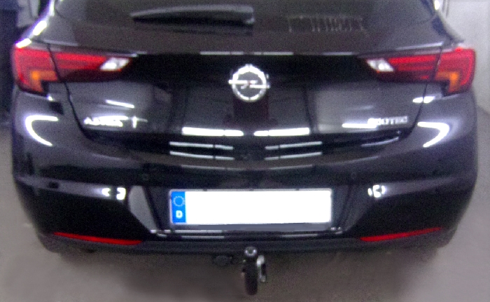 Anhängerkupplung für Opel-Astra K, Fließheck, Baureihe 2015- V-abnehmbar  Anhängerkupplung für Opel-Astra K, Fließheck, Baureihe 2015- V-abnehmbar