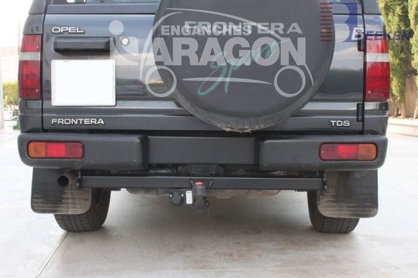Anhängerkupplung für Opel-Frontera UT2, Sport, 2-türig, Baureihe 1991-1995 starr  Anhängerkupplung für Opel-Frontera UT2, Sport, 2-türig, Baureihe 1991-1995 starr