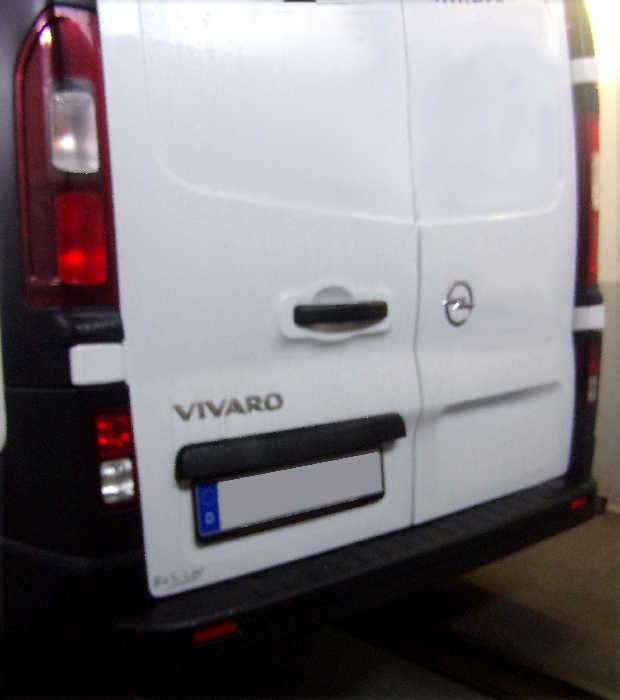 Anhängerkupplung für Opel-Vivaro Kasten/ Bus/ Kombi, Baureihe 2014-2019 starr  Anhängerkupplung für Opel-Vivaro Kasten/ Bus/ Kombi, Baureihe 2014-2019 starr