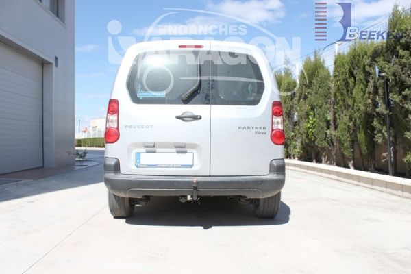 Anhängerkupplung für Peugeot-Partner Tepee, Gesamtlänge: 4628mm, Baureihe 2008-2011 starr  Anhängerkupplung für Peugeot-Partner Tepee, Gesamtlänge: 4628mm, Baureihe 2008-2011 starr