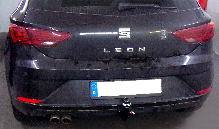 Anhängerkupplung für Seat-Leon Fließheck Typ 5F, Baureihe 2017-2019 V-abnehmbar 45 Grad