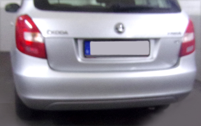 Anhängerkupplung für Skoda-Fabia Kombi, nicht RS, Baureihe 2010-2014 V-abnehmbar  Anhängerkupplung für Skoda-Fabia Kombi, nicht RS, Baureihe 2010-2014 V-abnehmbar