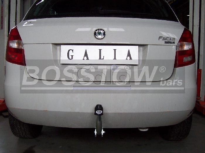 Anhängerkupplung für Skoda-Fabia Fließheck, nicht RS, Baureihe 2010-2014 starr  Anhängerkupplung für Skoda-Fabia Fließheck, nicht RS, Baureihe 2010-2014 starr