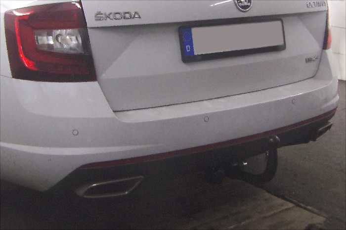 Anhängerkupplung für Skoda-Octavia 5E Kombi, 4x4, incl RS, Baureihe 2017-2020 V-abnehmbar  Anhängerkupplung für Skoda-Octavia 5E Kombi, 4x4, incl RS, Baureihe 2017-2020 V-abnehmbar