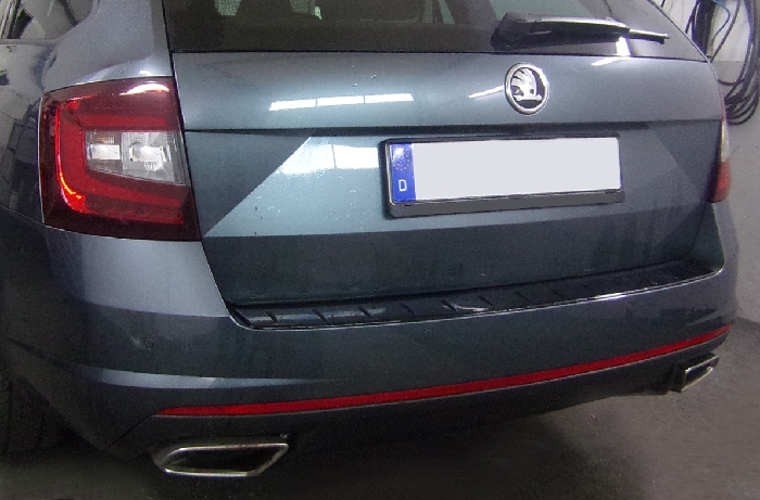 Anhängerkupplung für Skoda-Octavia 5E Kombi, nicht 4x4, incl RS, Baureihe 2017-2020 V-abnehmbar  Anhängerkupplung für Skoda-Octavia 5E Kombi, nicht 4x4, incl RS, Baureihe 2017-2020 V-abnehmbar