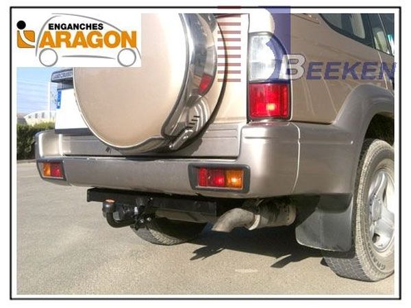 Anhängerkupplung für Toyota-Landcruiser 90 (J9), kurzer Radstand: 2370 mm, Baureihe 1996-1999 starr  Anhängerkupplung für Toyota-Landcruiser 90 (J9), kurzer Radstand: 2370 mm, Baureihe 1996-1999 starr