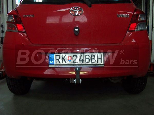 Anhängerkupplung für Toyota-Yaris Fließheck, Baureihe 2005-2009 starr  Anhängerkupplung für Toyota-Yaris Fließheck, Baureihe 2005-2009 starr