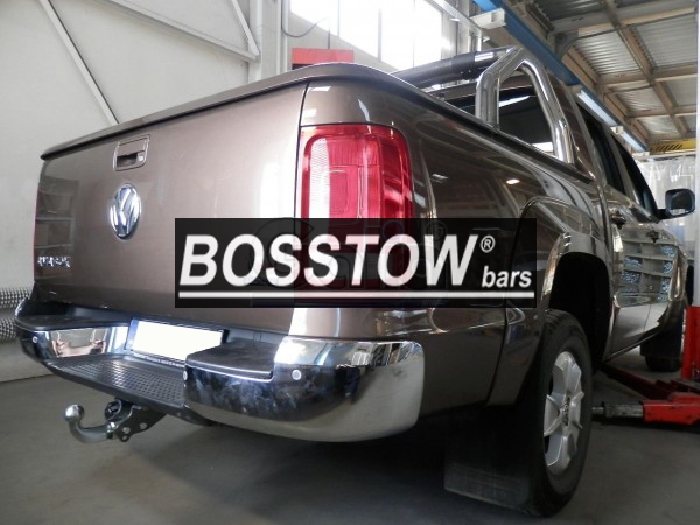 Anhängerkupplung für VW-Amarok Pick-up, Fzg. mit Vorbereitung (Zentralstecker hinten links), Baureihe 2010-2023 starr Anhängerkupplung für VW-Amarok Pick-up, Fzg. mit Vorbereitung (Zentralstecker hinten links), Baureihe 2010-2023 starr