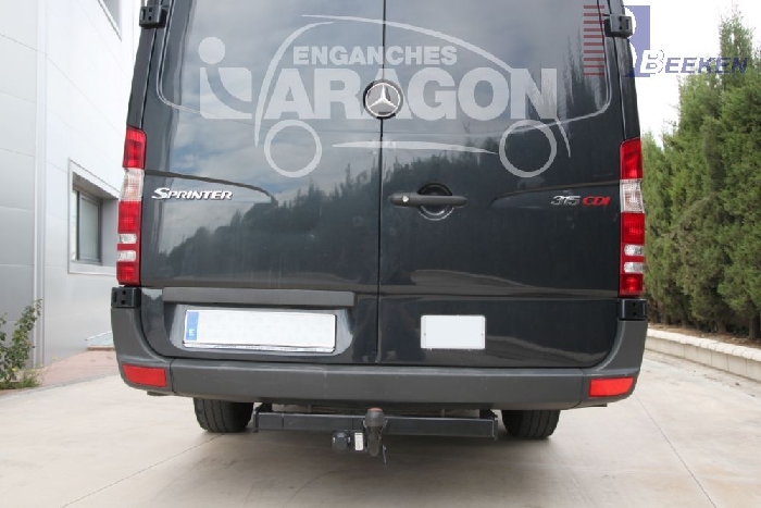 Anhängerkupplung für VW-Crafter I 46, Kasten, Radstd. 3665mm, Fzg. ohne Trittbrettst., Baureihe 2006-2017 starr  Anhängerkupplung für VW-Crafter I 46, Kasten, Radstd. 3665mm, Fzg. ohne Trittbrettst., Baureihe 2006-2017 starr