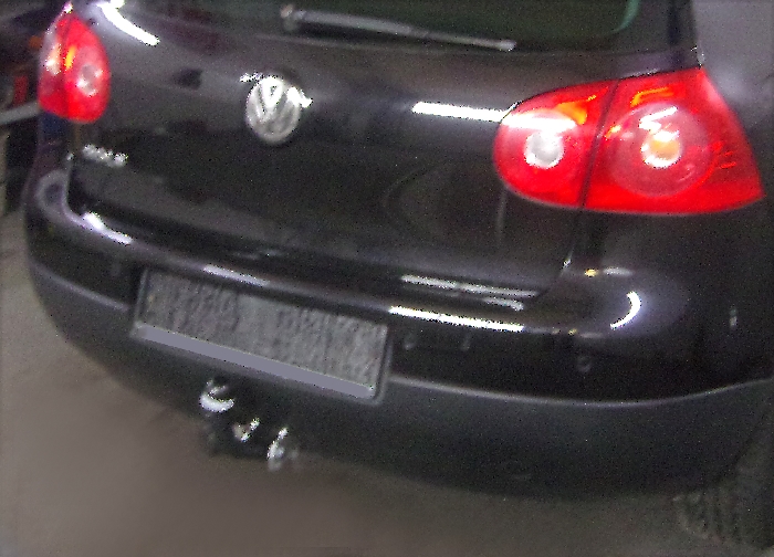 Anhängerkupplung für VW-Golf V, Limousine, nicht 4x4, Baureihe 2003-2008 starr