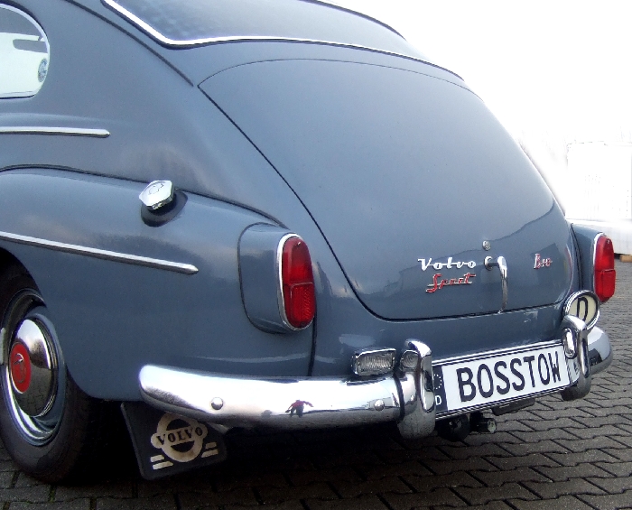 Anhängerkupplung für Volvo-Buckelvolvo PV 544 Lim., Baureihe 1960-1965 abnehmbar  Anhängerkupplung für Volvo-Buckelvolvo PV 544 Lim., Baureihe 1960-1965 abnehmbar