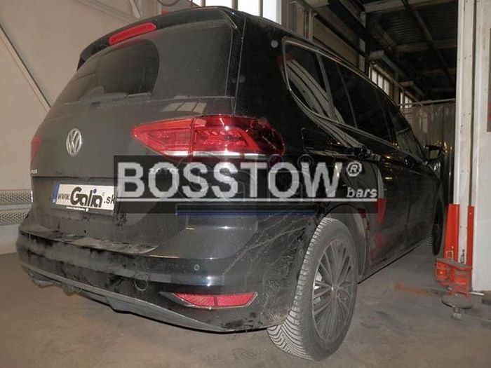 Anhängerkupplung für VW-Touran Van, Baureihe 2023- abnehmbar