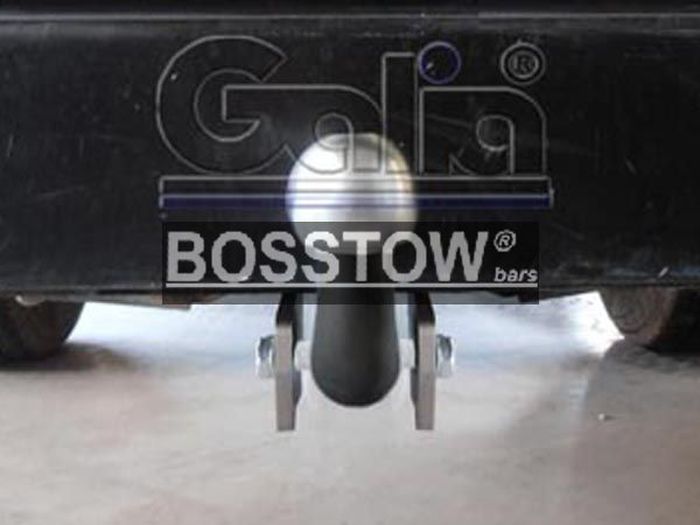 Anhängerkupplung für Mercedes-Sprinter Pritsche Heckantrieb 409-424, Radstd. 4325mm, Baureihe 2006-2018 starr