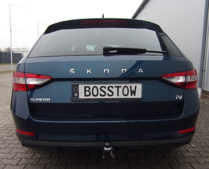Anhängerkupplung für Skoda-Superb III Kombi, spez. Hybrid (ohne Anhängelastfreigabe), nur für Heckträgerbetrieb, Baureihe 2018-2023 V-abnehmbar  Anhängerkupplung für Skoda-Superb III Kombi, spez. Hybrid (ohne Anhängelastfreigabe), nur für Heckträgerbetrieb, Baureihe 2018-2023 V-abnehmbar