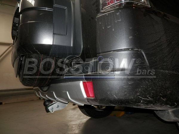 Anhängerkupplung für Mitsubishi-Pajero V60 (kurzer Radstand), Baureihe 2000-2002 abnehmbar