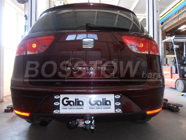Anhängerkupplung für Seat-Altea XL, Baureihe 2006-2015 abnehmbar  Anhängerkupplung für Seat-Altea XL, Baureihe 2006-2015 abnehmbar