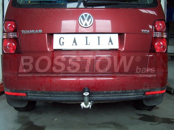Anhängerkupplung für VW-Touran Van, auch f. Modell Cross, Baureihe 2003-2007 abnehmbar  Anhängerkupplung für VW-Touran Van, auch f. Modell Cross, Baureihe 2003-2007 abnehmbar