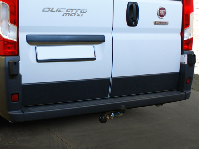 Anhängerkupplung für Peugeot-Boxer - 2014- Kasten, Bus, alle Radstände L1, L2, L3, L4, XL Ausf.:  feststehend