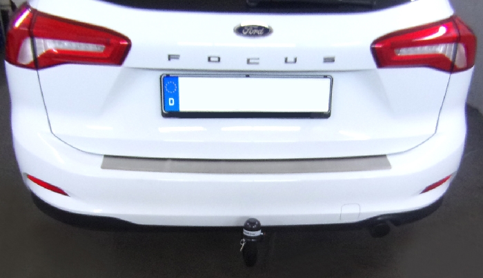 Anhängerkupplung für Ford-Focus Kombi, nicht RS, ohne Elektrosatzvorbereitung - 2018- Ausf.:  vertikal