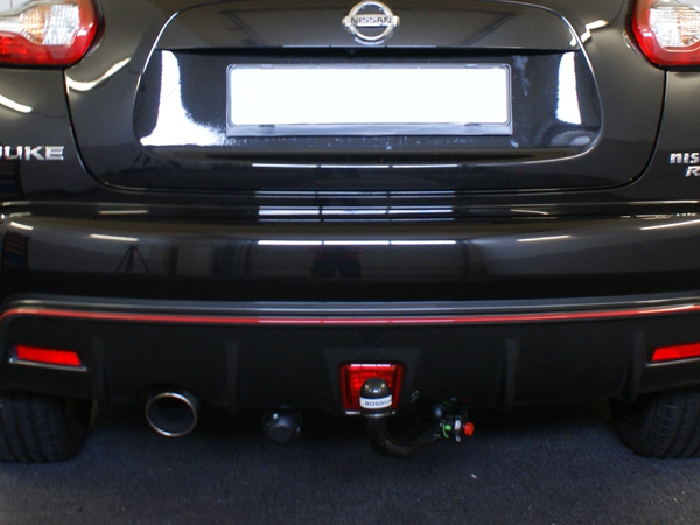 Anhängerkupplung für Nissan-Juke - 2010-2014 4WD Nismo Ausf.:  vertikal