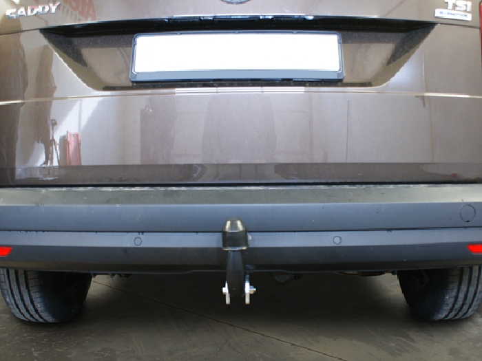 Anhängerkupplung für VW-Caddy III, IV, Cross, spez. Erdgasantrieb - 2013-2015 Ausf.:  feststehend