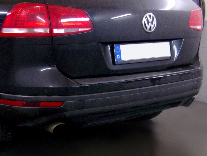 Anhängerkupplung für VW-Touareg f. Fzg. m. Reserverad am Boden - 2010-2017 Ausf.:  horizontal