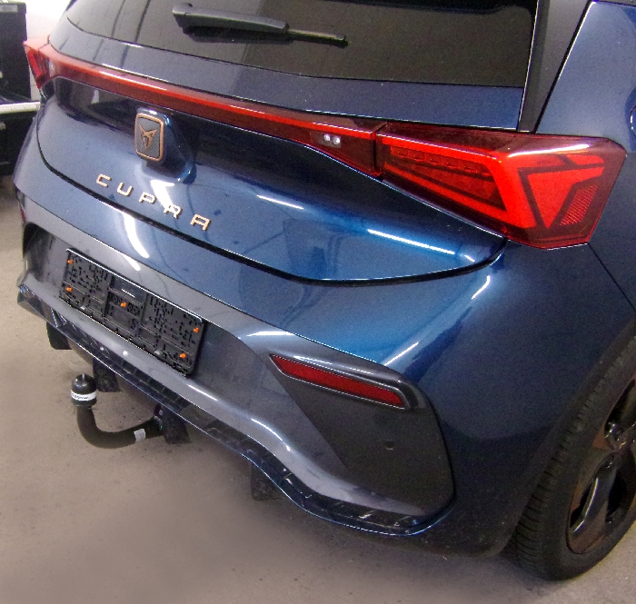 Anhängerkupplung für Cupra-Born nur für Heckträgerbetrieb, Montage nur bei uns im Haus, Baureihe 2023- V-abnehmbar