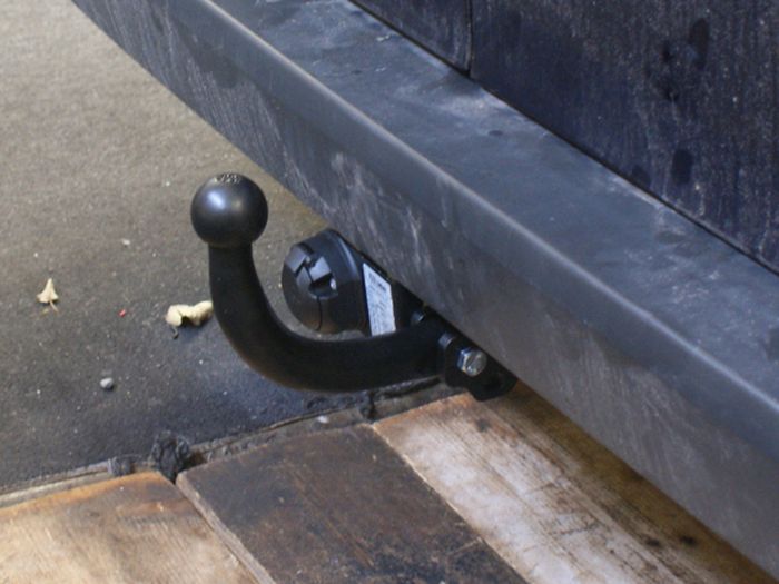 Anhängerkupplung für Mercedes-V-Klasse W447, ohne Elektrosatzvorbereitung, Baureihe 2014-2024 starr