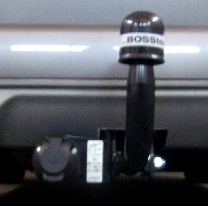 Anhängerkupplung für Renault-Kangoo III nicht für Express, ohne Elektrosatzvorbereitung, Baureihe 2021- starr