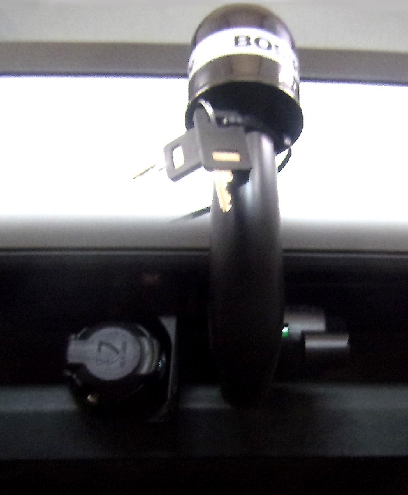 Anhängerkupplung für Seat-Arona auch FR, XCELLENCE, Beats, Style, Reference, Baureihe 2021-2023 V-abnehmbar 45 Grad