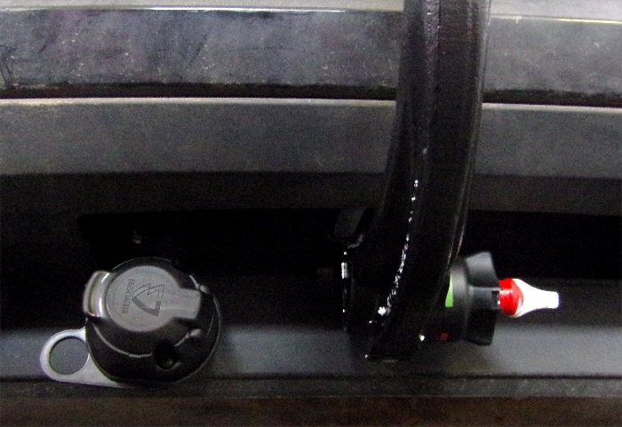 Anhängerkupplung für Seat-Leon Fließheck Typ 5F, Baureihe 2017-2019 V-abnehmbar 45 Grad